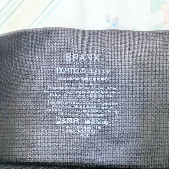 SPANX Look at Me Now "LAMN" Seamless Bike Shorts in black size 1X - Picture 4 of 8